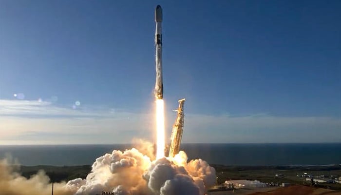 Spacex Deploys Starlink Satellites With Falcon Rocket Launch