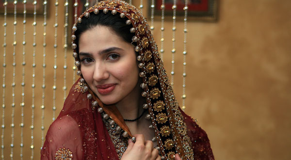 Vj Mahira Khan