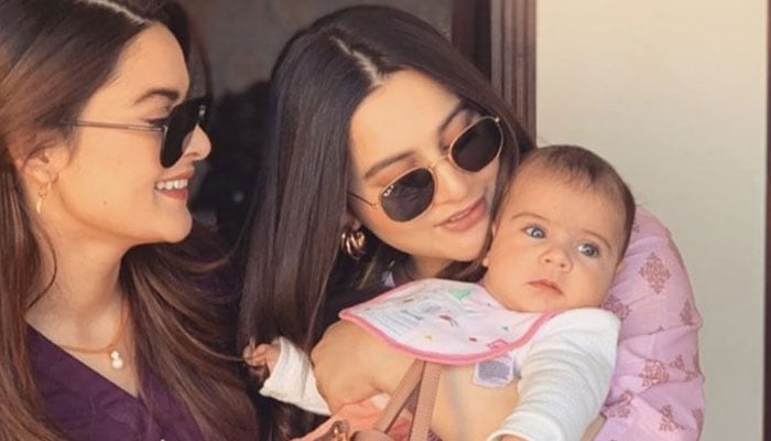 Watch: Aiman Khan goes on play date with Amal, Minal Khan reacts