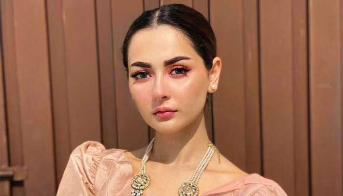 Hania Aamir Under Fire After New Video Goes Viral