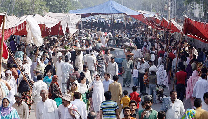 پاکستانی حکمرانوں نےعام آدمی کی معیشت برباد کردی ،حسن نثار