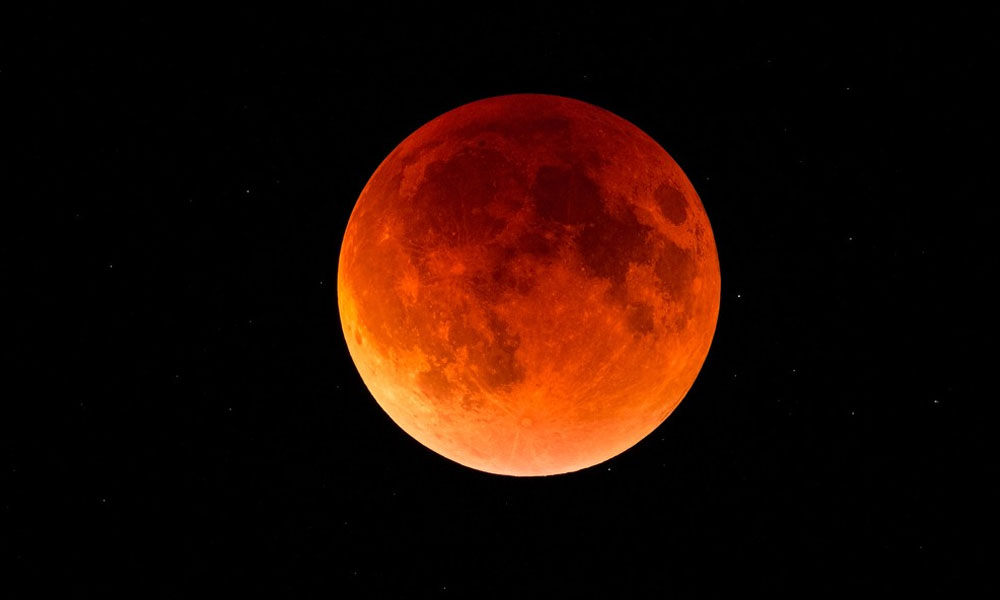رواں سال کا طویل ترین چاند گرہن آئندہ ماہ نظر آئے گا