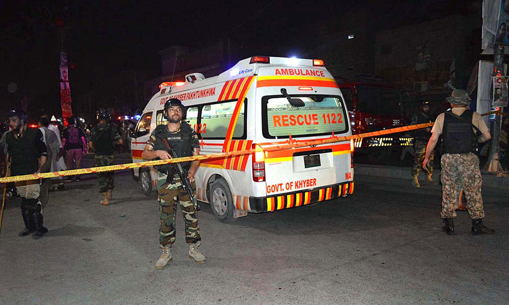 پشاور حملے کے ذمہ داروں کو کٹہرے میں لایا جائے، سیاسی رہنما