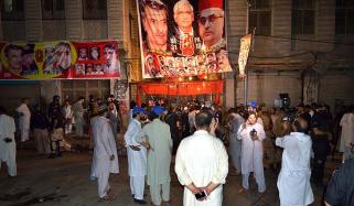 پشاور، دھماکا، اے این پی امیدوار ہارون بلور سمیت 14 شہید