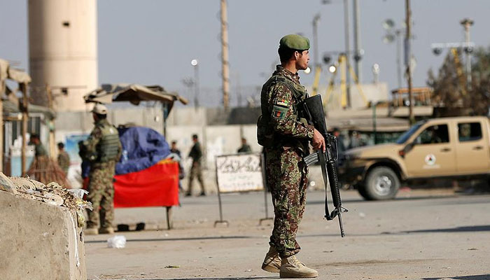 افغانستان، فورسز پر حملوں میں 27 اہلکار ہلاک، امریکی فوجی اڈے ختم اور ہمارے قیدیوں کو رہا کیا جائے، طالبان