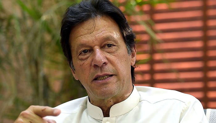 پاکستان دھمکی میں آنے والا نہیں، بھارت کو تکبر ختم کرنا ہوگا، وزیراعظم عمران خان