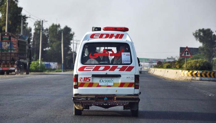 مسلح افراد موٹرسائیکل چھین کر فرار،مختلف حادثات و واقعات میں4افراد ہلاک،2زخمی،ٹریکٹر ٹرالی نے موٹر سائیکل کو کچل دیا
