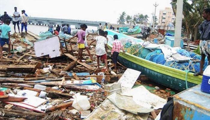 بھارت، تامل ناڈو میں سمندری طوفان، ہلاکتیں 33ہوگئیں 