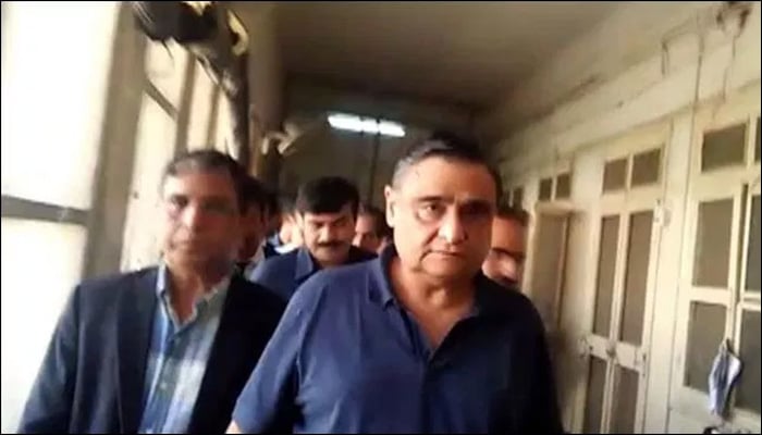 اللہ مالک ہے ، ڈاکٹر عاصم کا زرداری کی گرفتاری سے متعلق سوال پر جواب