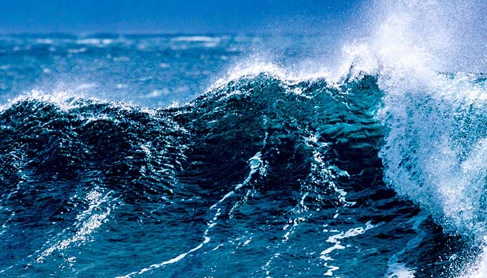 عالمی حدت اور آلودگی، سمندر بھپرے ہوئے اور لہریں طاقتور ہو رہی ہیں، تحقیق  