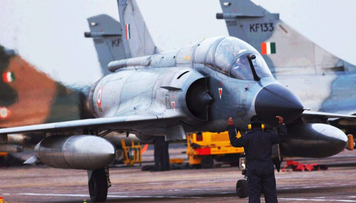 بھارتی فضائیہ کو جدید اسلحہ اور طیاروں کا بحران
