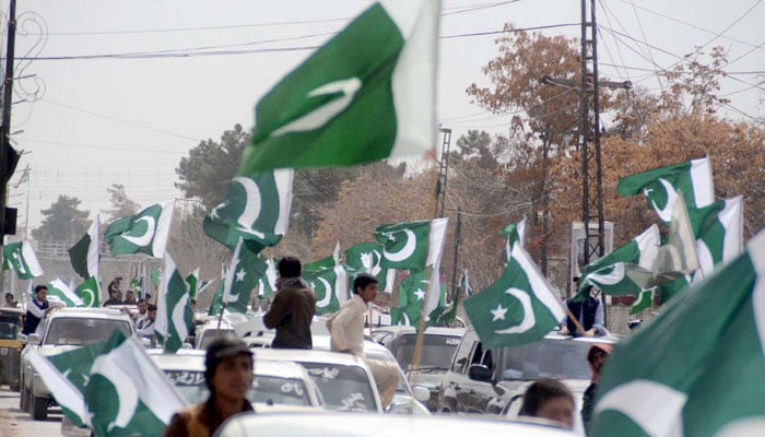یوم پاکستان منانے سے ہمیں اپنے وطن کی تاریخی اہمیت معلوم ہوتی ہے 