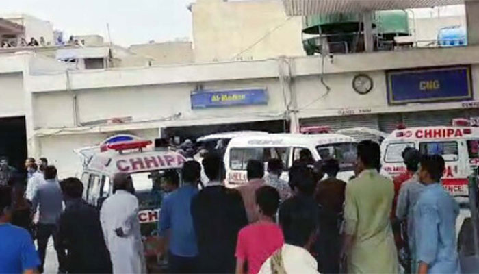 نارتھ کراچی، پٹرول پمپ پر کمرے میں دھماکا 2 افراد جاں بحق ،4 زخمی