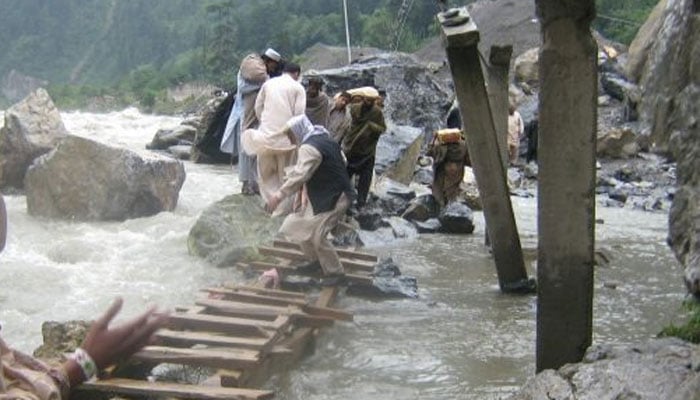 پشین،  سیلابی ریلے میں بہہ جانے سے 3 بچوں سمیت چار افراد جاں بحق