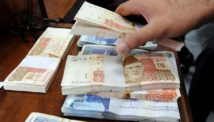 پاکستانی روپیہ ایشیا کی کمزور ترین کرنسی، افغانستان سے بھی پیچھے،بلوم برگ