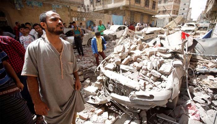 عرب اتحاد کے جنگی طیاروں کی صنعا میں حوثی باغیوں کے ٹھکانوں پر بمباری 