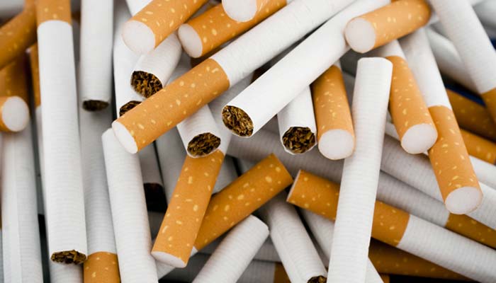 حکومت کھلے عام سگریٹ نوشی پر پابندی عائد کرے،سیمینار 