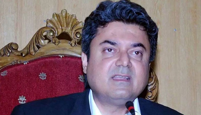 گورنر کی حیثیت سے عشرت العباد کا کردار فروغ نسیم کو دینے کا امکان 