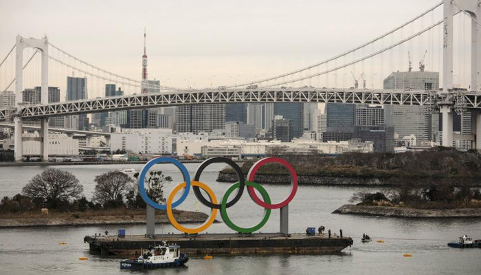 اولمپکس رنگز میزبان شہر ٹوکیو کے ساحل پر نصب 