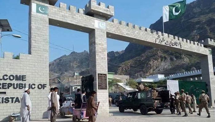 طورخم بارڈر، پاکستان نے 162 افغان مسافروں کو ڈیپورٹ کر دیا 