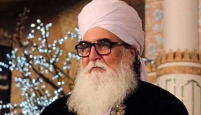 پیر کبیر علی شاہ گیلانی کی تعلیمات کو فروغ دینے کیلئے کردار ادا کریں گے، پیر احمد معطفین شاہ