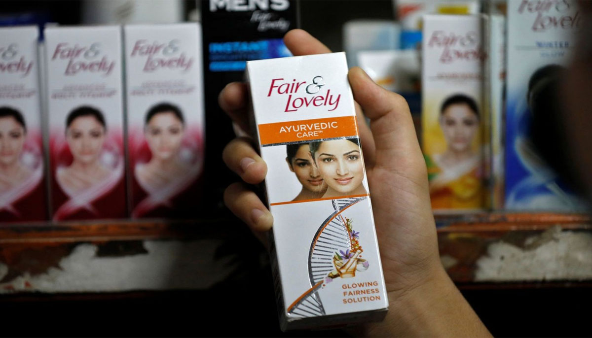 یونی لیور پاکستان کا ’’فیئر اینڈ لولی‘‘ کا نام تبدیل کرنے کا فیصلہ 