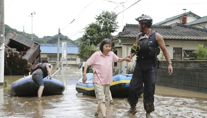 جاپان میں شدید بارشیں، سیلاب، 35؍ افراد ہلاک ، متعدد شہری لاپتہ 