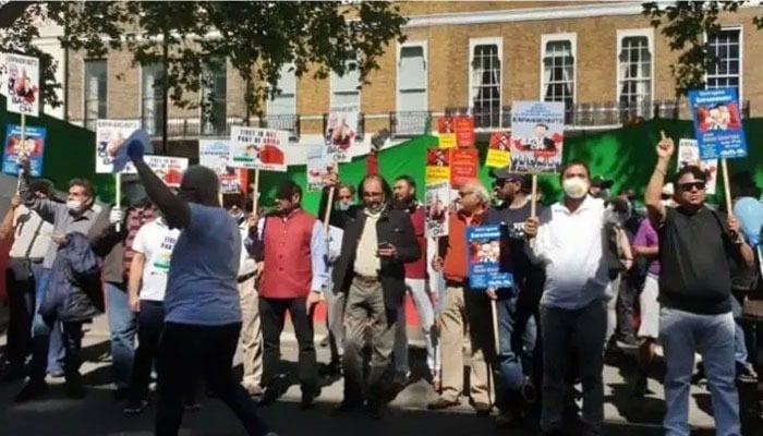 لندن: چینی سفارت خانہ کے باہر انڈین حکومت کی آشیرباد سے ہونے والا مظاہرہ ناکام 