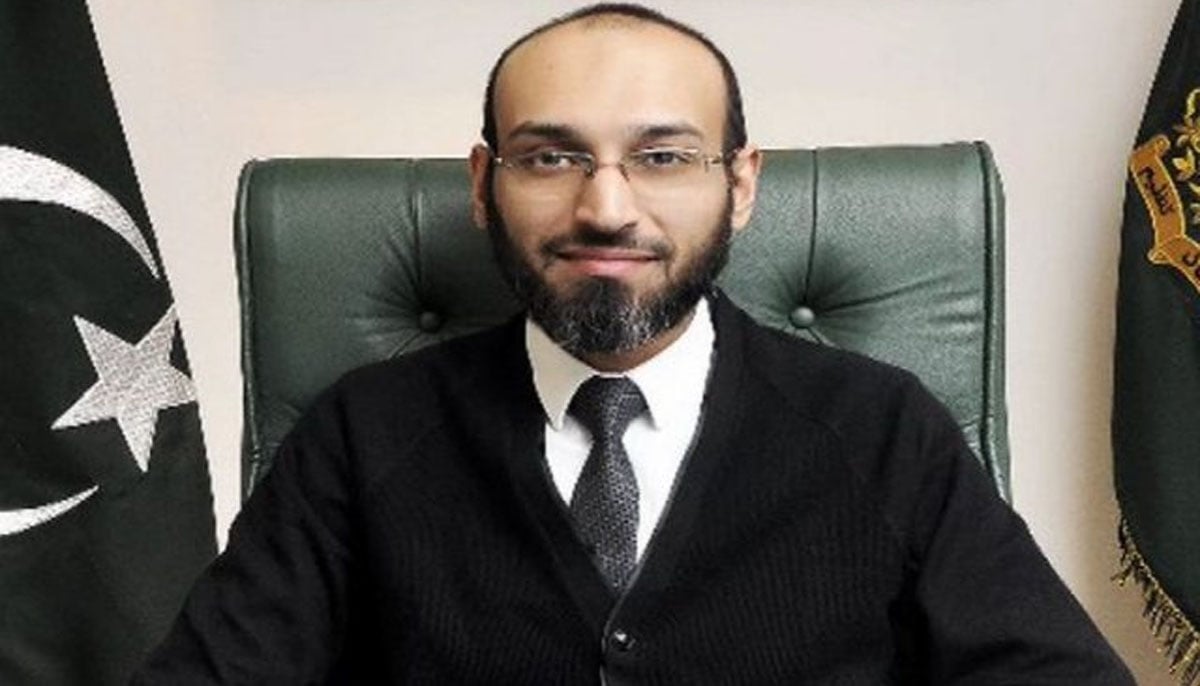 اسلام آباد ہائیکورٹ، چیئرمین نادرا عثمان مبین کی تقرری کاریکارڈ طلب 