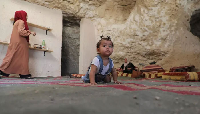 اسرائیل کی غار میں رہائش پذیر خاندان کو  بےدخل کرنیکی دھمکی