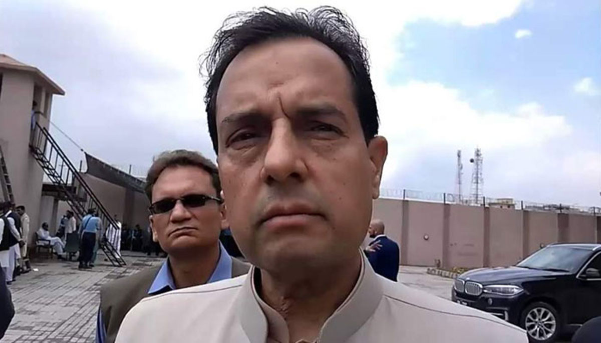 مریم نواز کو جان سے مارنے کے لیے لیزر گن استعمال کی گئی،کیپٹن   ریٹائرڈصفدر 