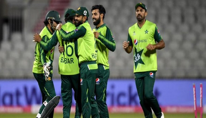پاکستان کرکٹ ٹیم دورہ انگلینڈ مکمل کر کے لاہور پہنچ گئی  