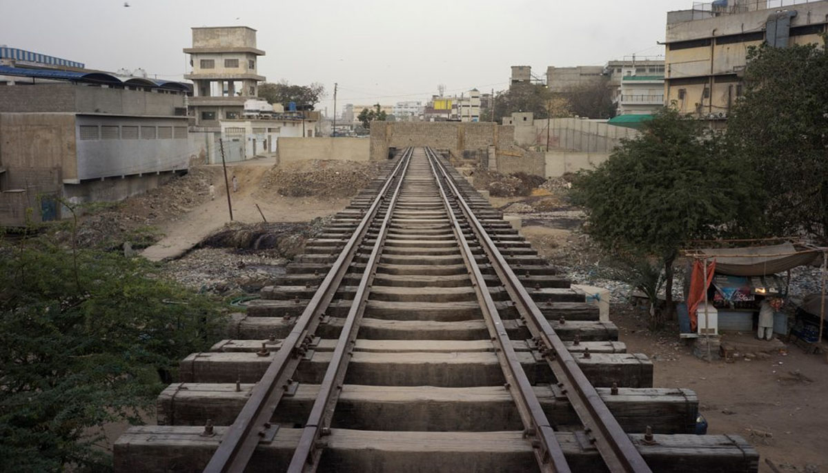 کراچی سرکلر ریلوے پبلک پرائیوٹ پارٹنر شپ کےتحت بنے گی، اسد عمر 