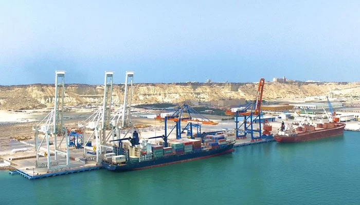 پارلیمانی کمیٹی کا اجلاس، CPEC  اتھارٹی کے عہدیدار کو خفت اٹھانا پڑگئی 