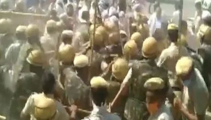 بھارتی ریاست بہار میں بی جے پی کی غنڈہ گردی، مخالف پارٹی کے جلسوں پر حملے 