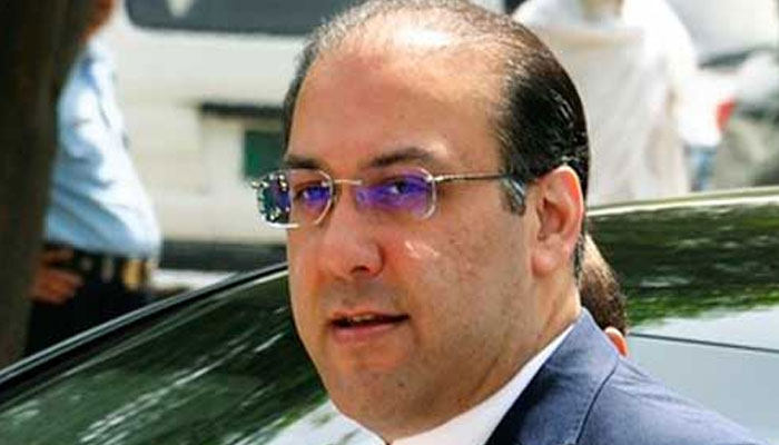 PTI اور لیگی کارکنوں کا حسن نواز کے دفتر کے سامنے آمنا سامنا 