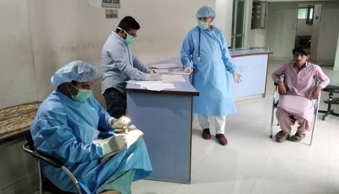 سندھ ، کورونا سے ریکارڈ 41 ہلاکتیں، 1726 نئے مریض 