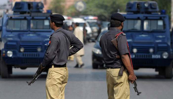 سپرہائی وے، پولیس سے مبینہ مقابلے میں ہلاک منشیات فروش کی شناخت 