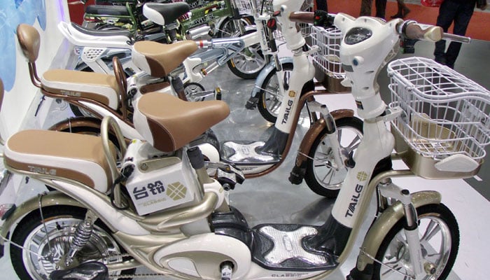 چین، 2020 کے دوران سائیکل اور برقی موٹر بائیکس کی پیداوار میں اضافہ 