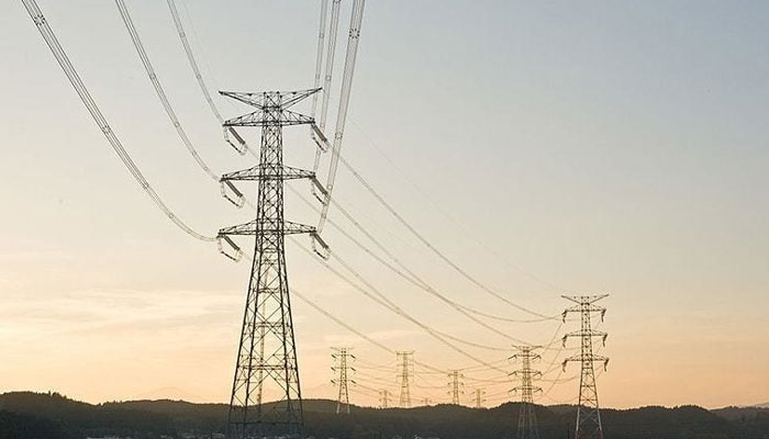 بجلی کے بنیادی ٹیرف میں 1.95  روپے اضافہ، 50  یونٹ کے صارفین پر بھی اطلاق