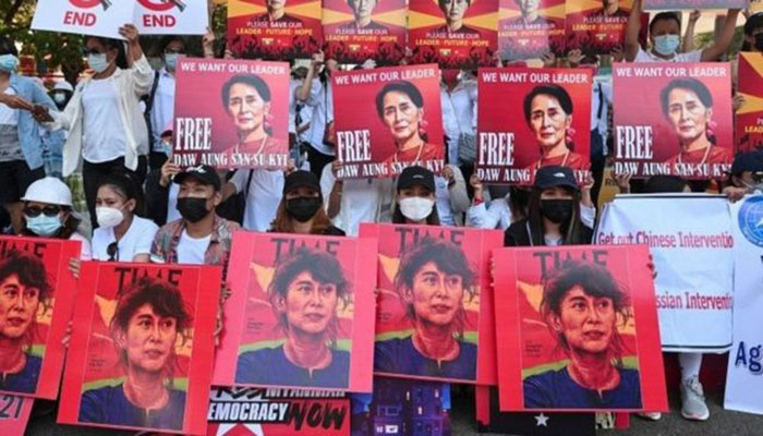 میانمار میں فوجی بغاوت اور شورش نہیں دیکھنا چاہتے، چین