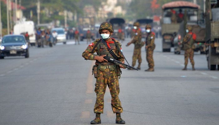 سوشل میڈیا نے میانمار کی فوج پر غیرمعینہ مدت تک پابندی لگادی