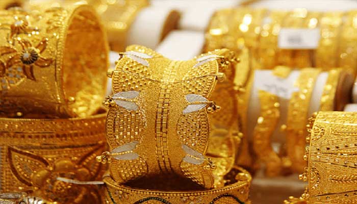 سونا،فی تولہ 350؍روپے سستا 