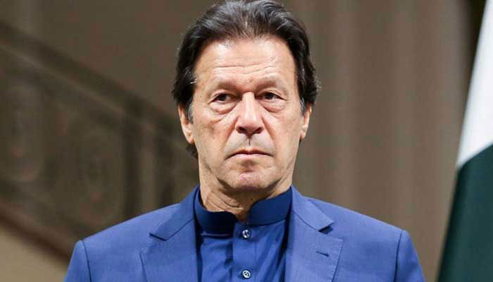 شہباز شریف کو کسی طور باہر نہیں جانا چاہئے، عمران خان - Vimarsana News