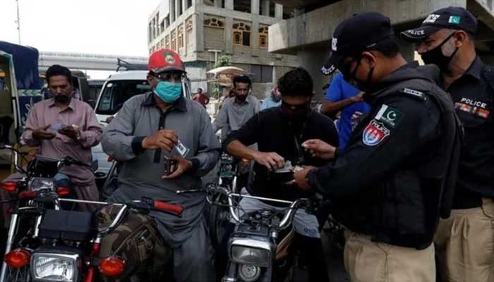کورونا ایس او پیز کی خلاف ورزی، گرفتار 100 سے زائد شہریوں کی ضمانت منظور 
