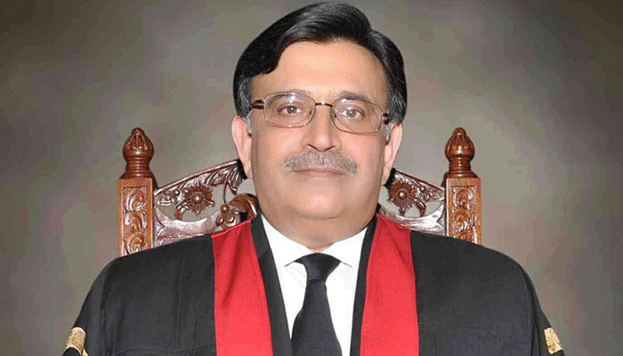 جج گوشہ نشین لوگ ،عوامی سطح پر جواب نہیں دے سکتے،جسٹس بندیال 
