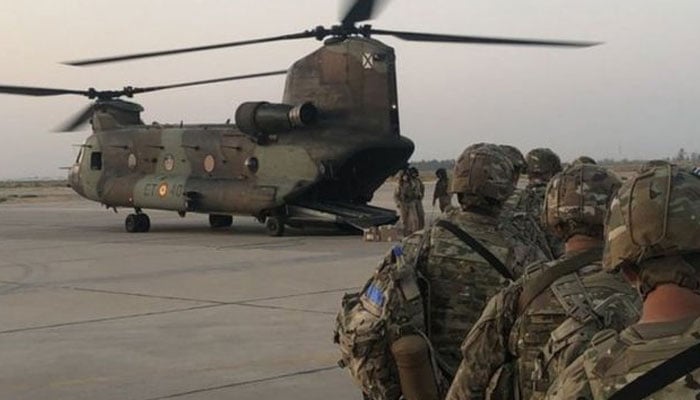 امریکا کا انخلا سے پہلے افغان مترجمین کو محفوظ مقام پر منتقل کرنے کا اعلان 