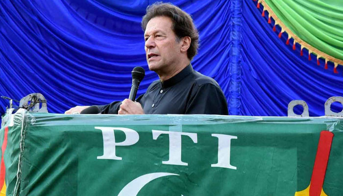 پاکستان، بھارت یا آزادی، کشمیریوں کیلئے 2 ریفرنڈم، پہلے میں پاکستان یا بھارت ایک کا انتخاب، دوسرے میں پاکستان یا آزادی کا چناؤ، عمران خان - Vimarsana News