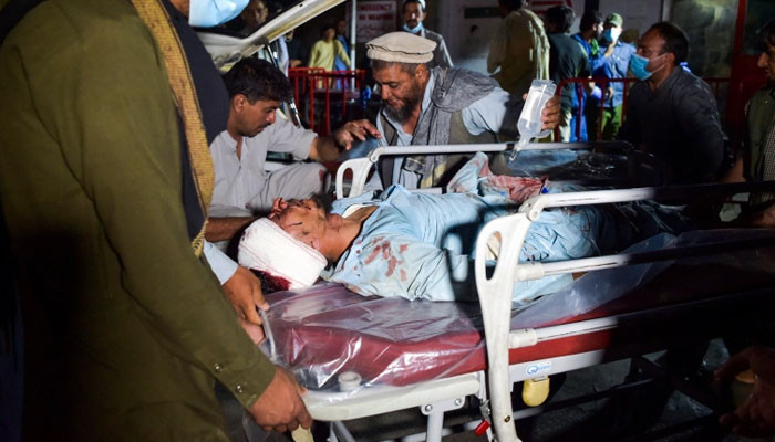 کابل ایئرپورٹ پر دو خودکش دھماکے، فائرنگ، بچوں اور 12 امریکی فوجیوں سمیت72 ہلاک، طالبان محافظ بھی زخمی - Vimarsana News