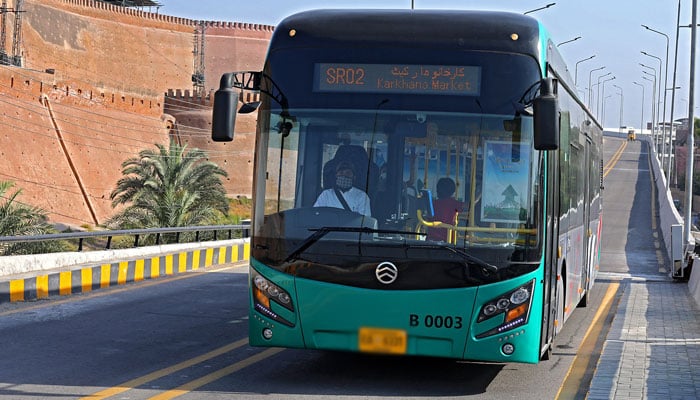 BRT پشاور کو گزشتہ ایک سال کے دوران1ارب 88 کروڑ کا خسارہ